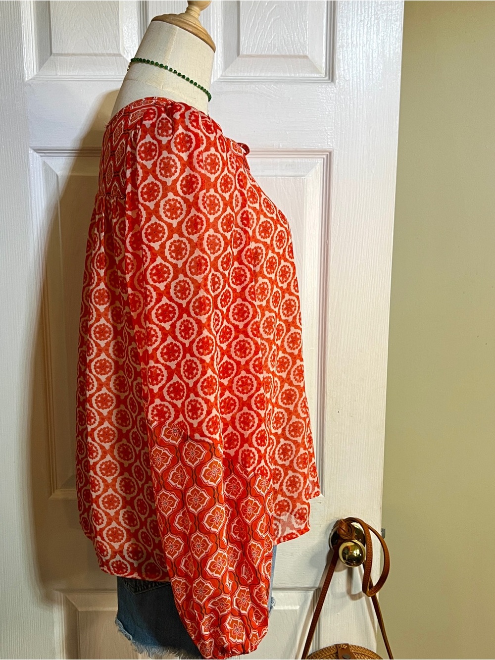 Maison d’Amelie Wms Red Chiffon Sheer Motif Balloon Sleeve Pleated Boho Top M - Picture 6 of 12